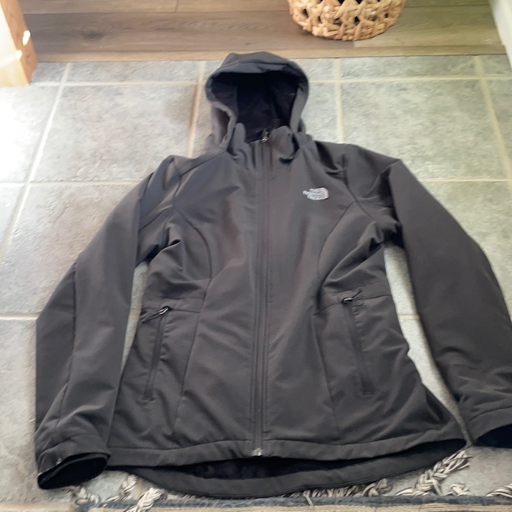 the North Face Women’s Shelbe Raschel Hoodie small black